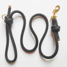 Load image into Gallery viewer, Black Carbon Rope Lead
